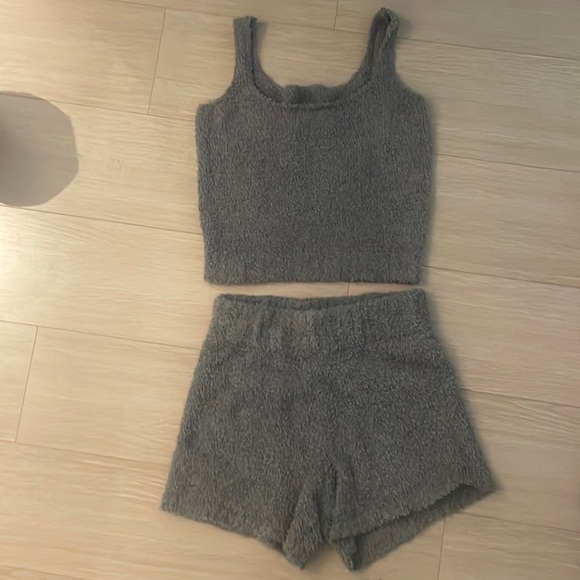 SKIMS Other - Skims cozy knit tank and matching shorts